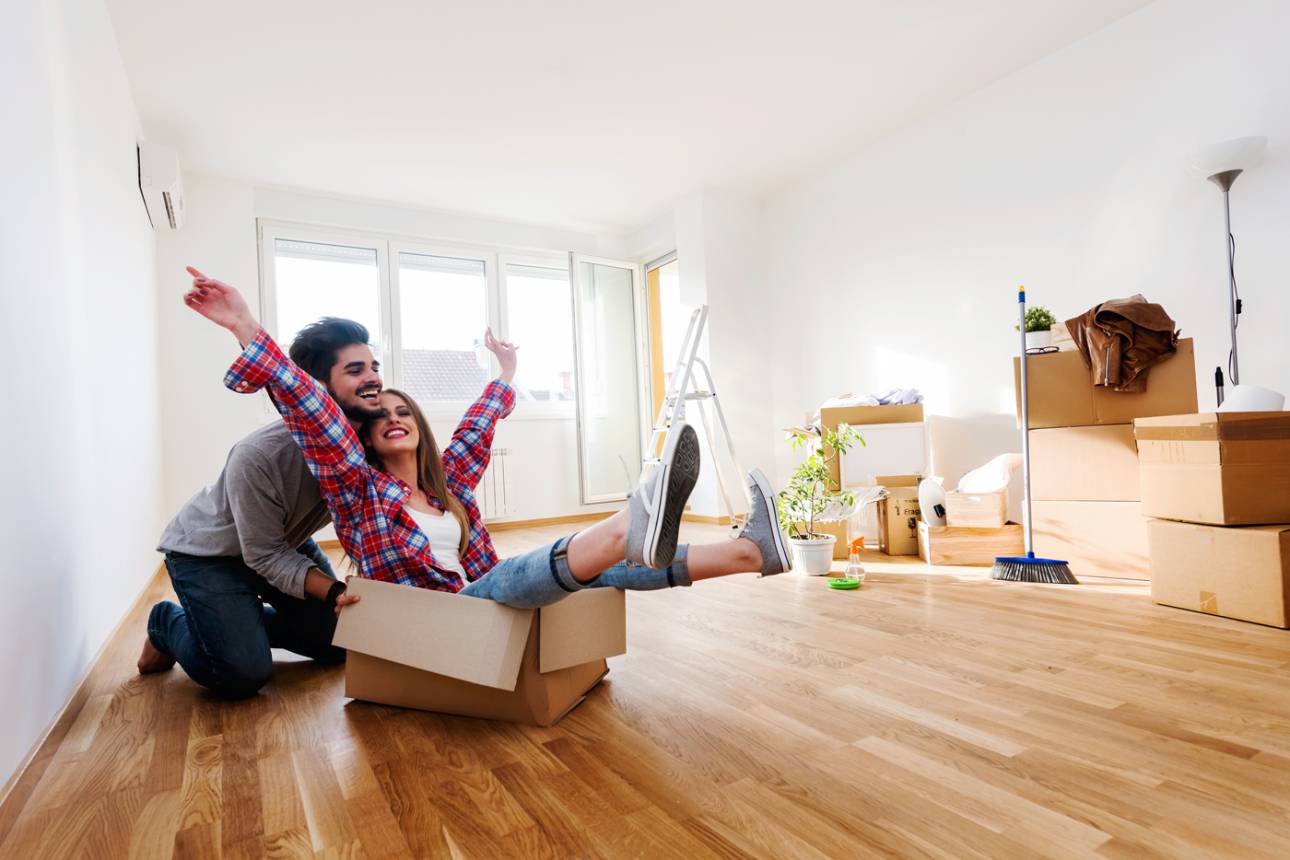 Save face by hiring a reputable Kelowna moving company. 