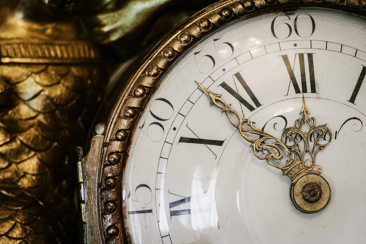 Moving the family piano? Time to pass down the grandfather clock? House movers may be the answer you’re looking for.