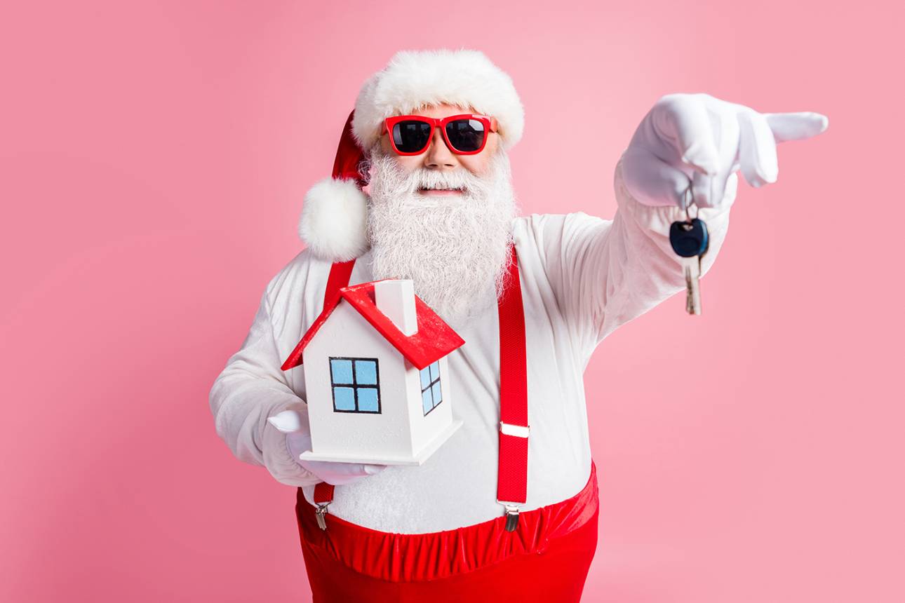 Santa and BigHorn offer this moving checklist for moving over the holidays.