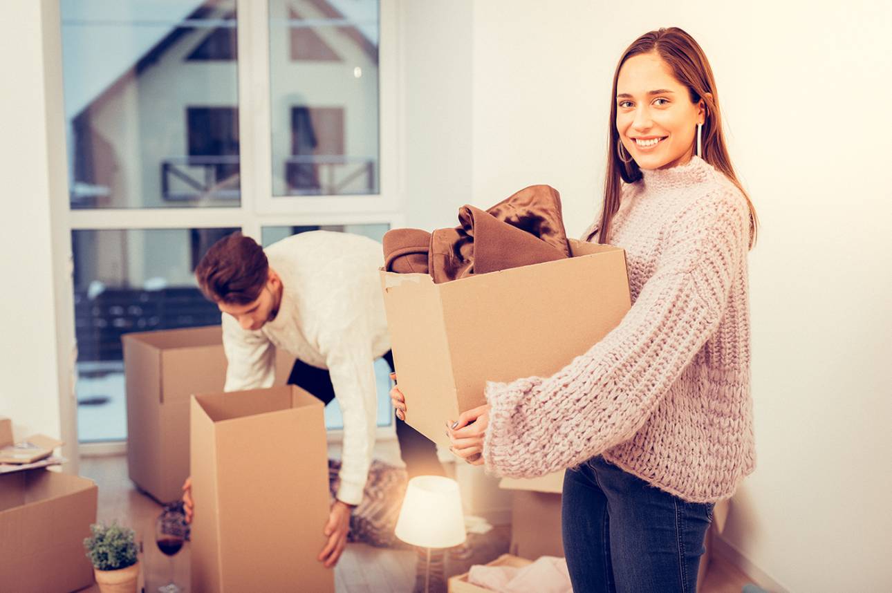 Use our moving tips to stay calm, warm, and collected when moving in the winter.