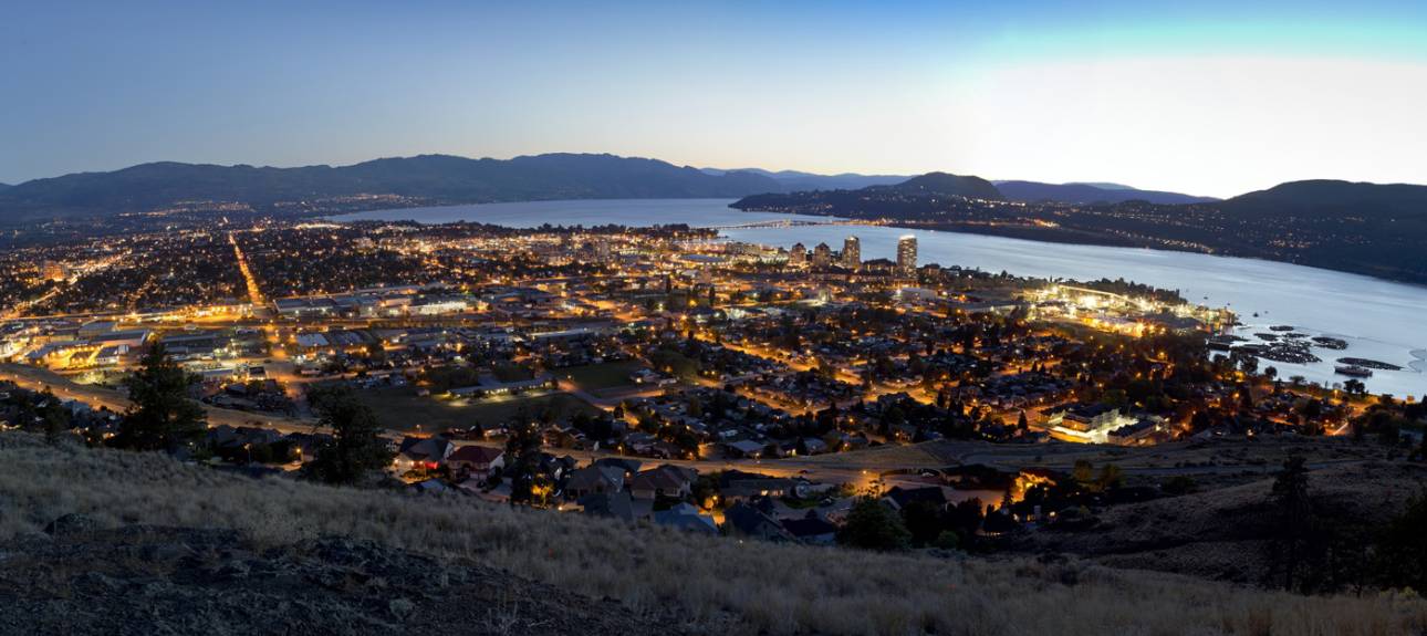 Many people are looking at moving to Kelowna due to the city’s location on Okanagan Lake.